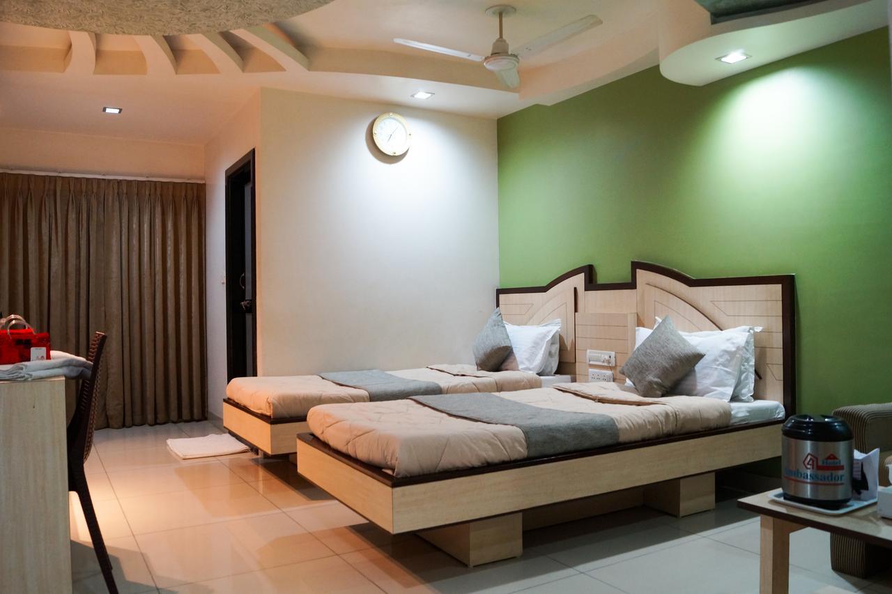 The Ambassador Hotel Vadodara Luaran gambar